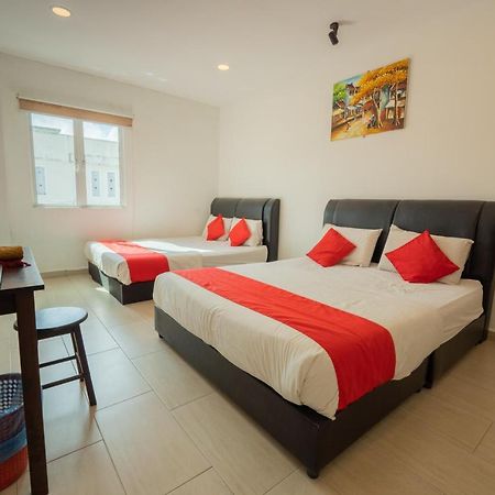 Mary J Hotel Family 10 Pax Room Kota Bharu Exterior foto