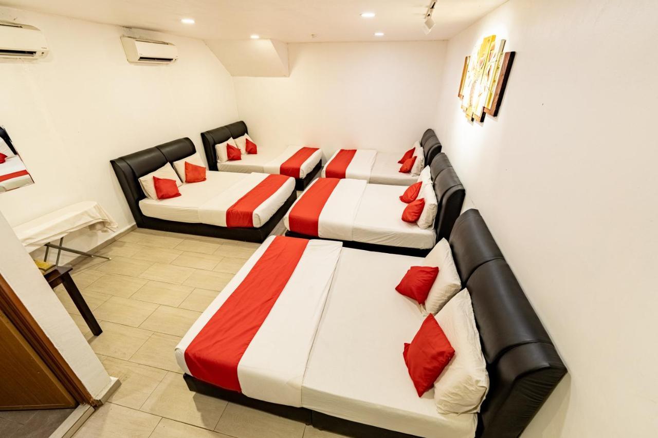 Mary J Hotel Family 10 Pax Room Kota Bharu Exterior foto